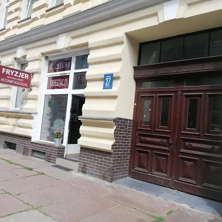 Hostel Tulip - Pokoj 7 Ze Wspolna Lazienka I Kuchnia Szczecin Exterior photo