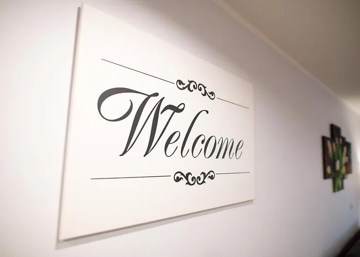 Hostel Tulip - Pokoj 7 Ze Wspolna Lazienka I Kuchnia