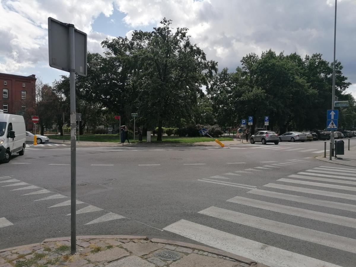 Tulip - 7 Ze Wspolna Lazienka I Kuchnia Apartment Szczecin